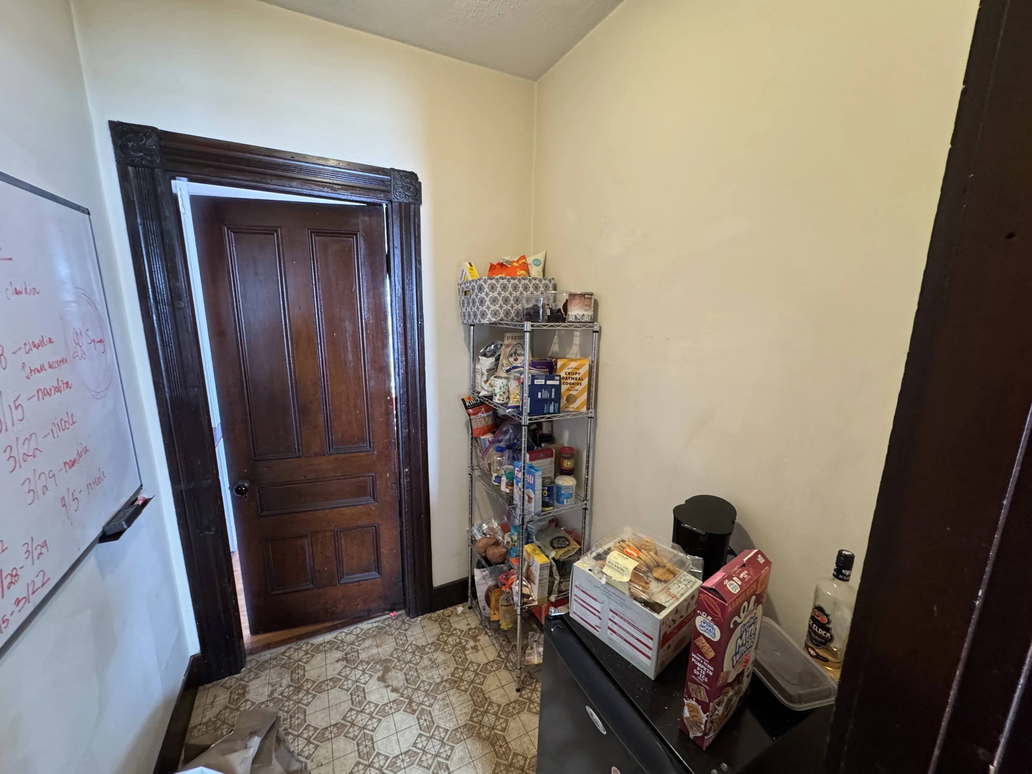 4 bed, 1 bath apartment for rent at 211 Holland St Unit 2, Teele Square — photo 21 of 44
