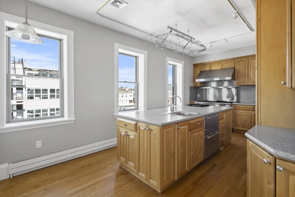 1 bed, 2 bath apartment for rent at 211 M St Unit 2, South Boston — photo 3 of 26