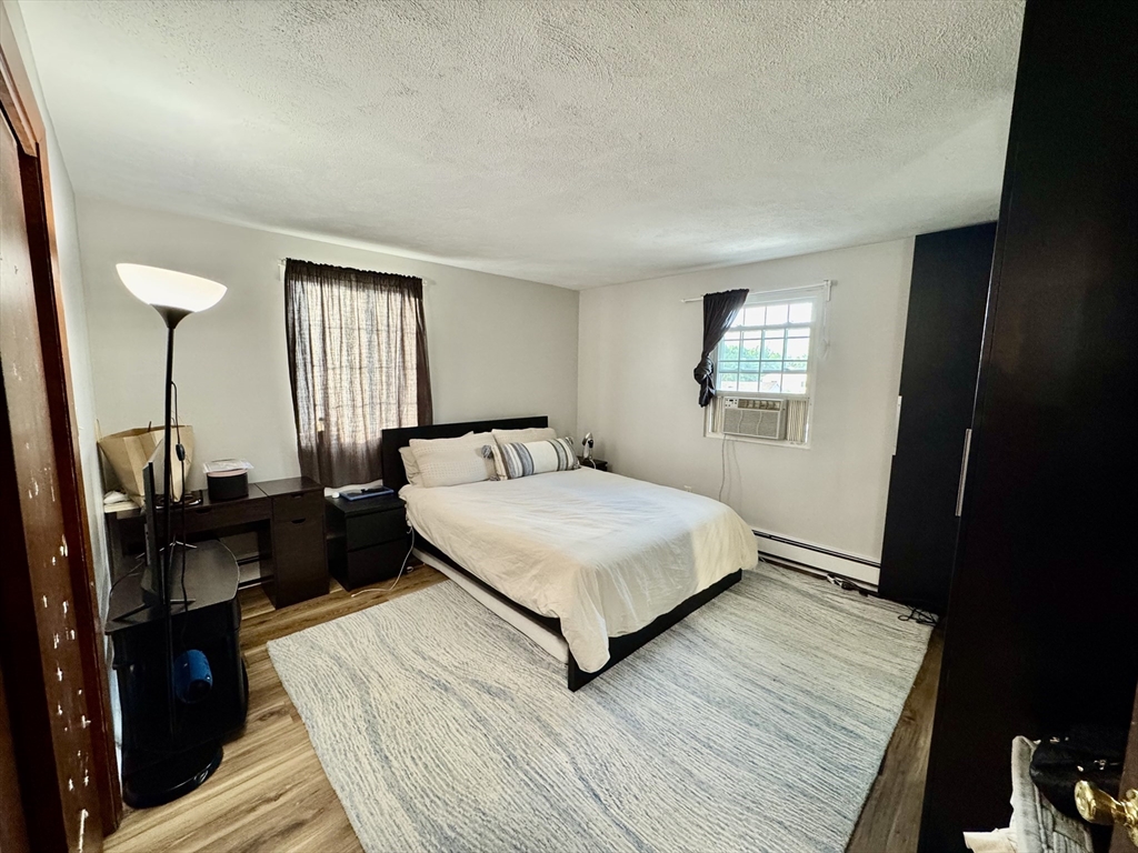 2 bed, 1 bath apartment for rent at 211 Malden St Unit 4, Revere — photo 6 of 7