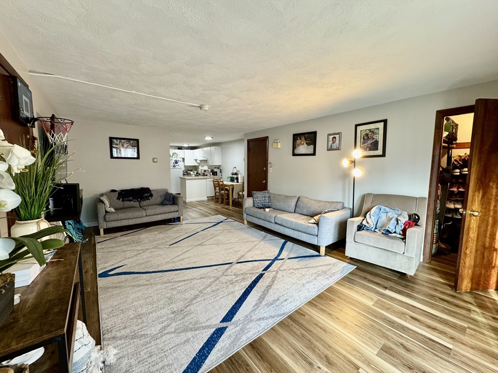 2 bed, 1 bath apartment for rent at 211 Malden St Unit 4, Revere — photo 2 of 7