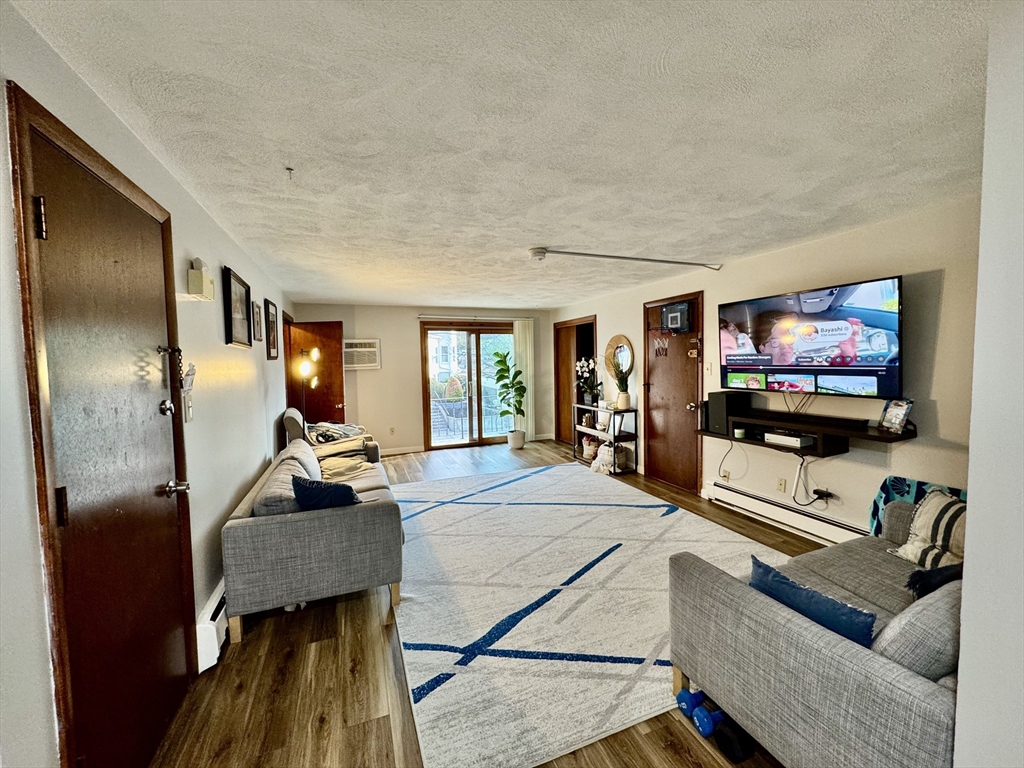 2 bed, 1 bath apartment for rent at 211 Malden St Unit 4, Revere — photo 3 of 7