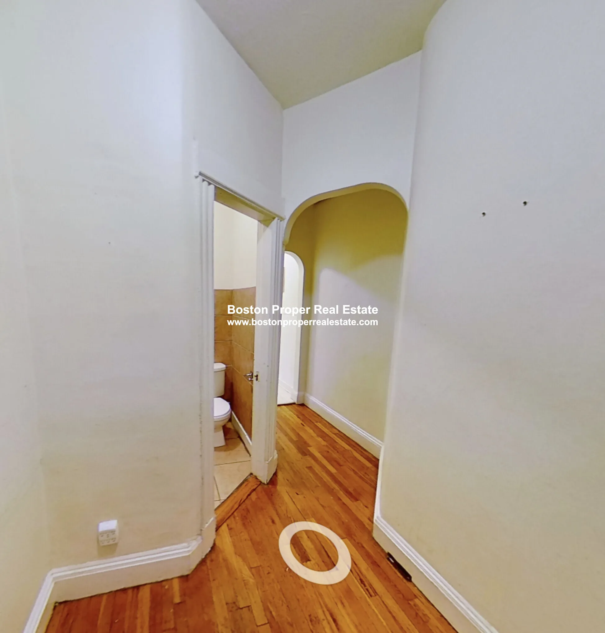 Studio bed, 1 bath apartment for rent at 211 Park Dr Unit 2, Fenway — photo 4 of 10