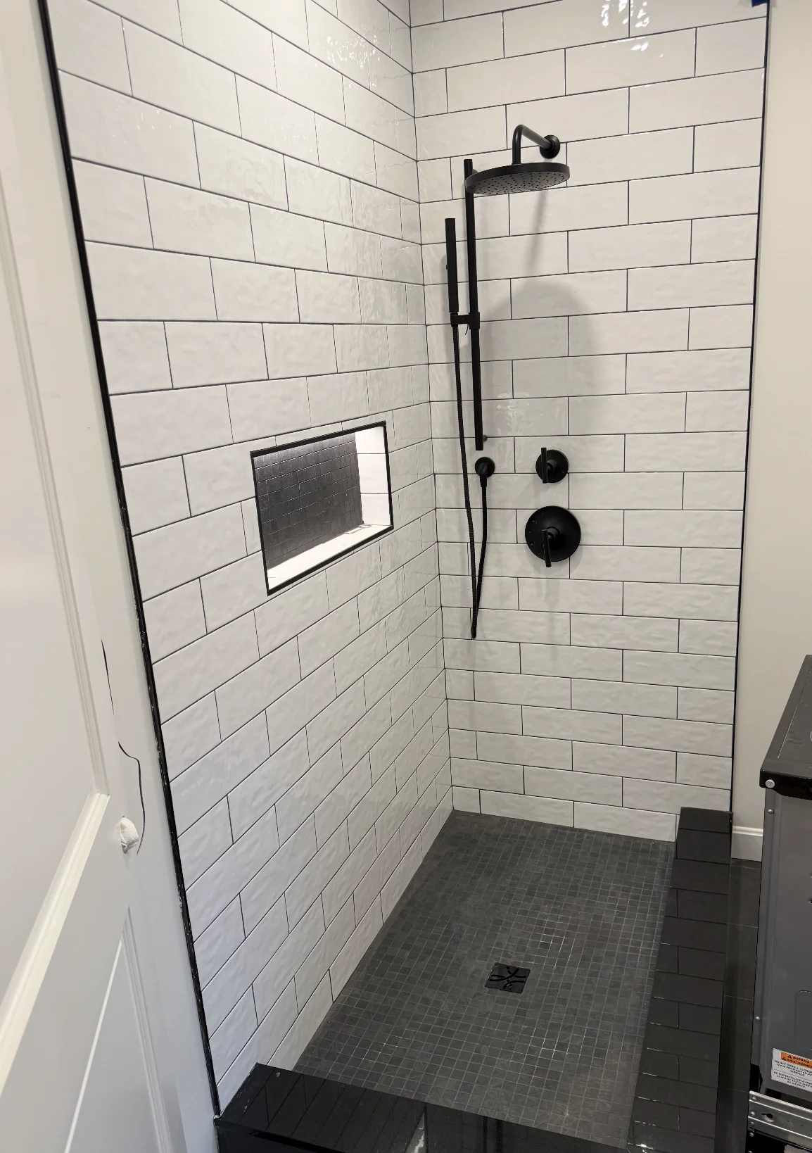 2 bed, 1 bath apartment for rent at 211 Park Dr Unit 34, Fenway — photo 3 of 7