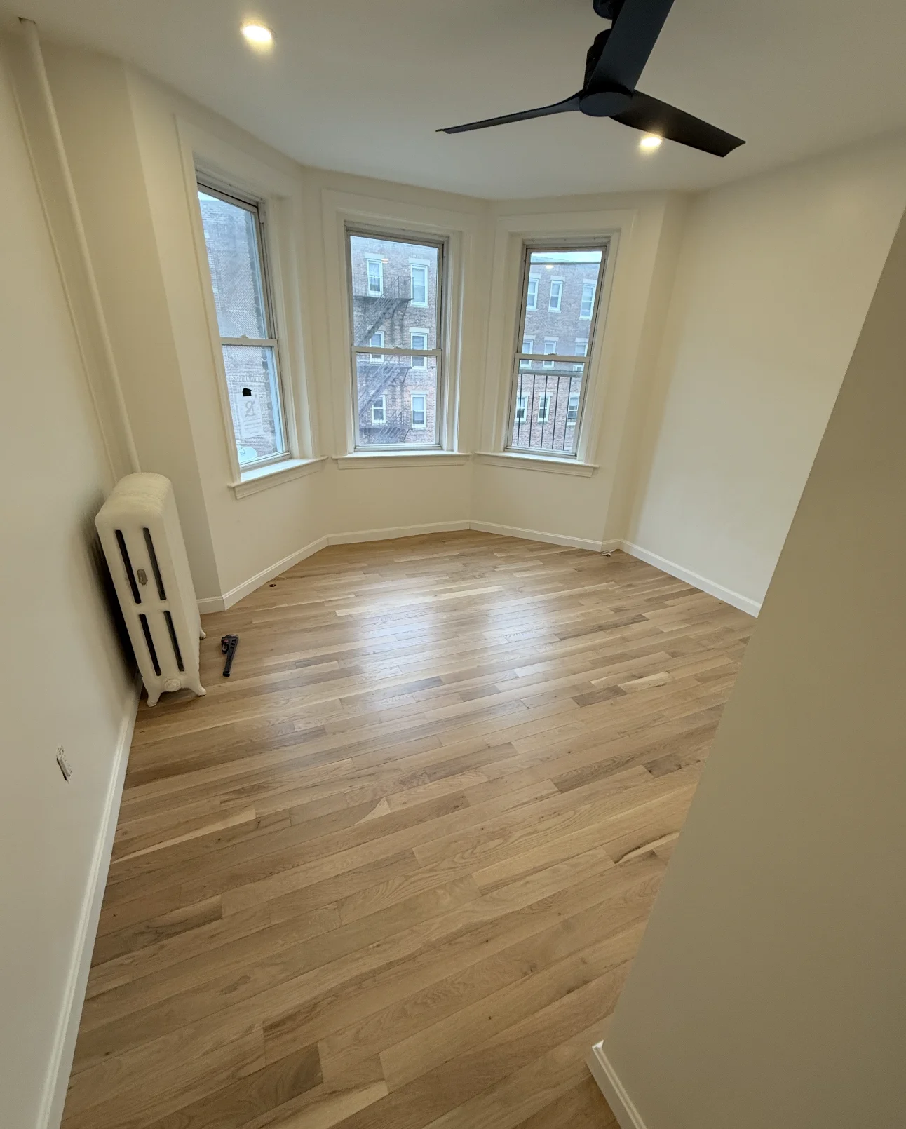 2 bed, 1 bath apartment for rent at 211 Park Dr Unit 34, Fenway — photo 6 of 7