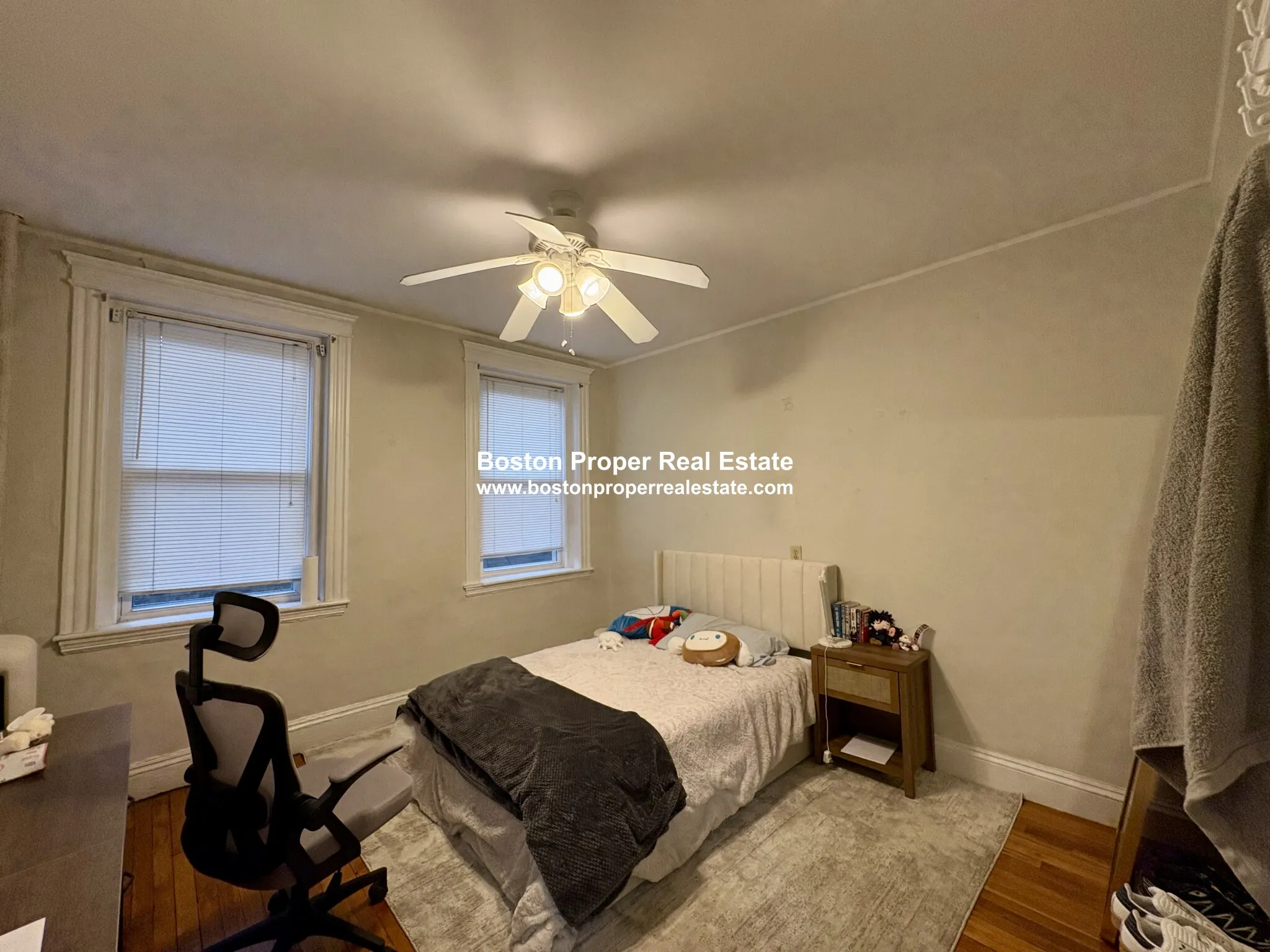 2 bed, 1 bath apartment for rent at 211 Park Dr Unit 4, Fenway — photo 3 of 11