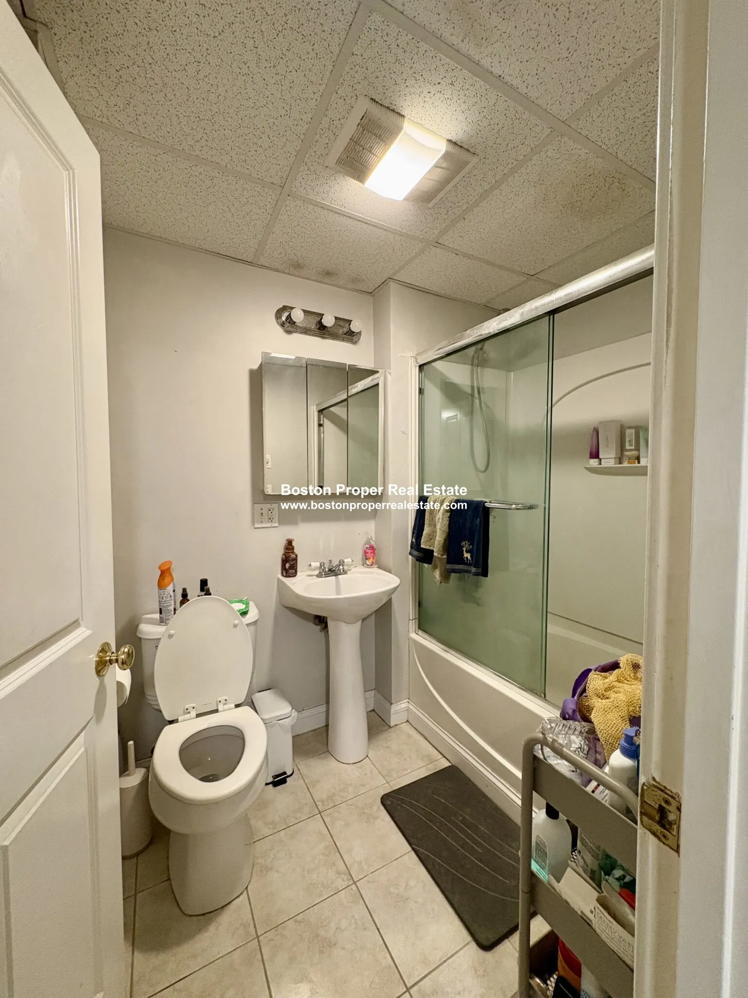 3 bed, 1 bath apartment for rent at 211 Park Dr Unit B1, Fenway — photo 6 of 11