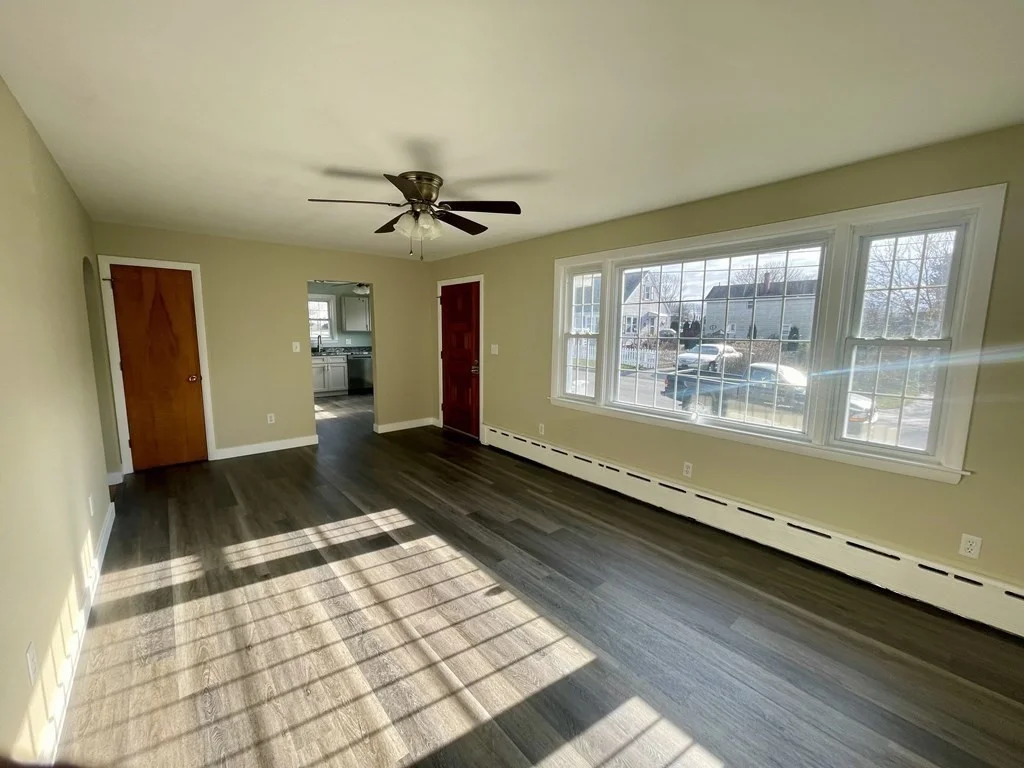2 bed, 1 bath apartment for rent at 211 Portland St Unit 1, Clark's Point — photo 6 of 19