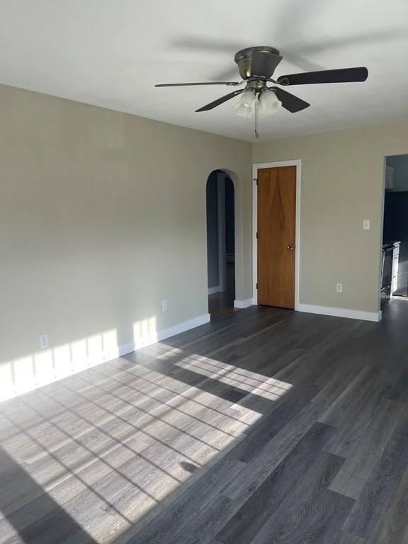 2 bed, 1 bath apartment for rent at 211 Portland St Unit 1, Clark's Point — photo 8 of 19