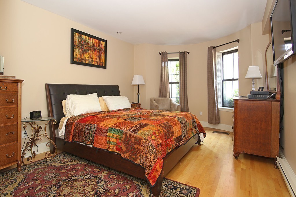 1 bed, 1 bath apartment for rent at 211 W Newton St Unit 2, South End — photo 7 of 16