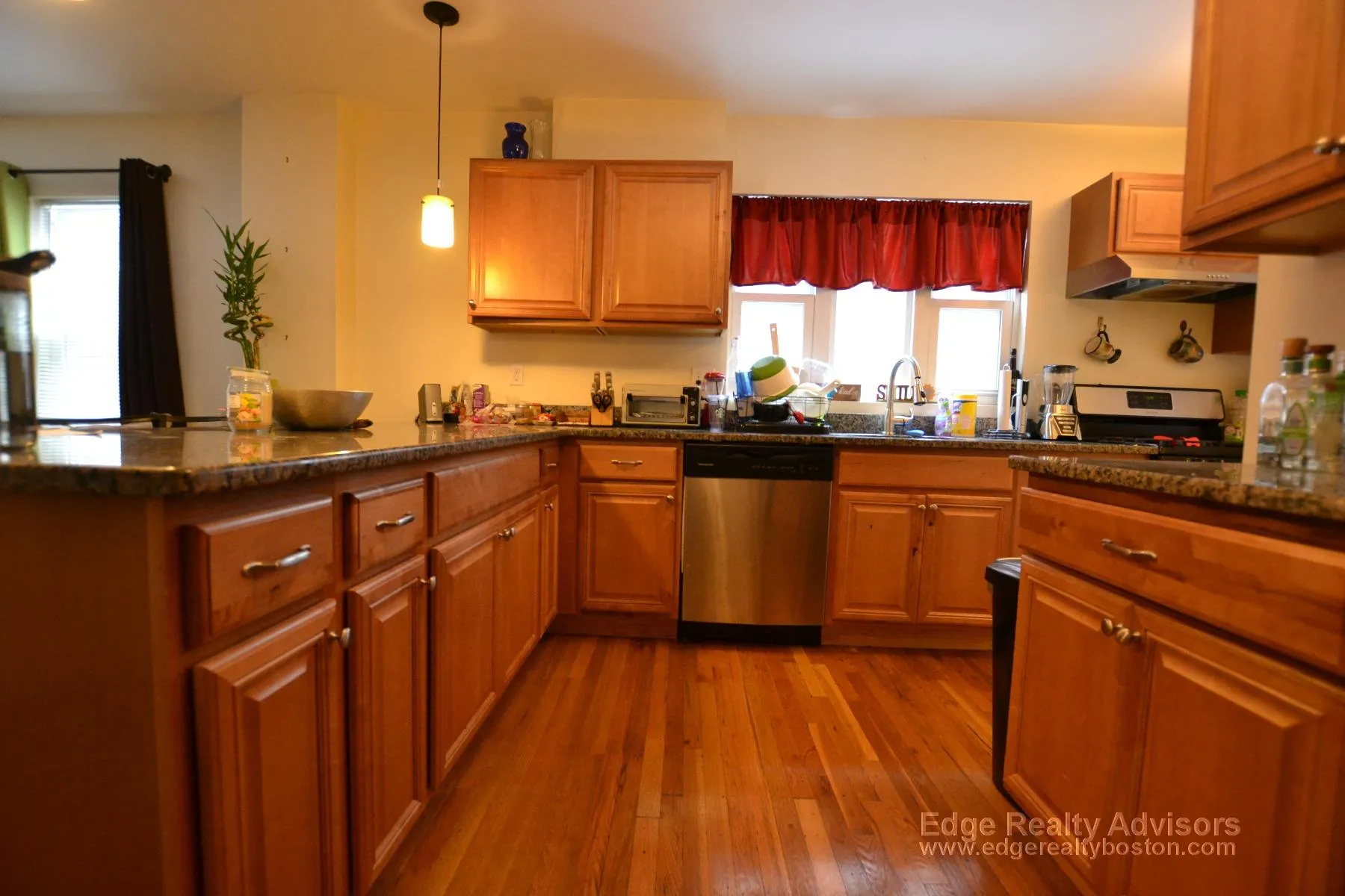 3 bed, 2 bath apartment for rent at 212 Arlington St Unit 1, East Watertown