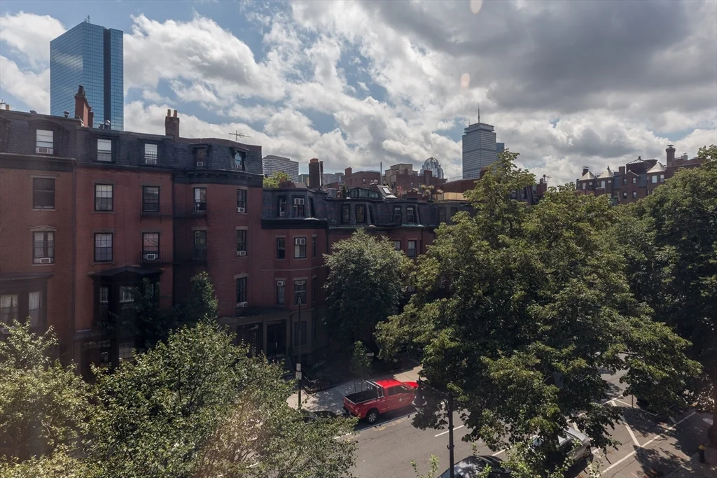 2 bed, 2 bath apartment for rent at 212 Beacon St Unit 2, Back Bay — photo 21 of 24