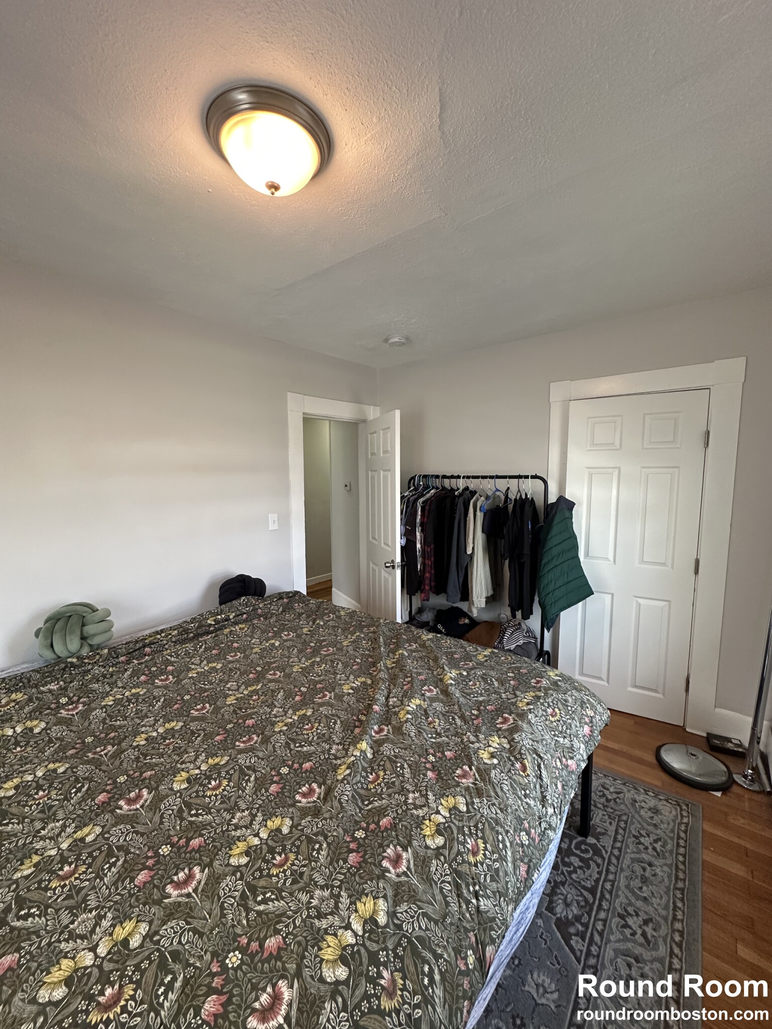 5 bed, 2 bath apartment for rent at 212 California St Unit 1, Nonantum — photo 9 of 21