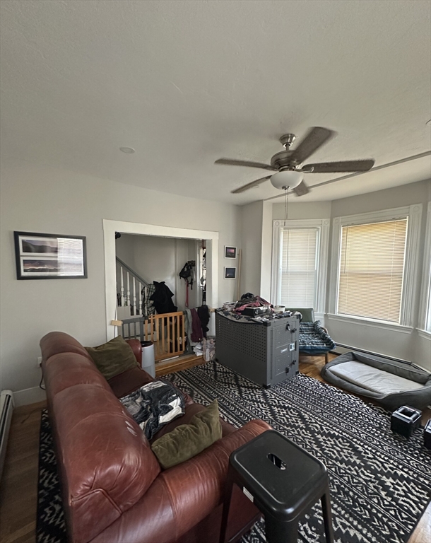 5 bed, 2 bath apartment for rent at 212 California St Unit n/a, Newton — photo 8 of 10