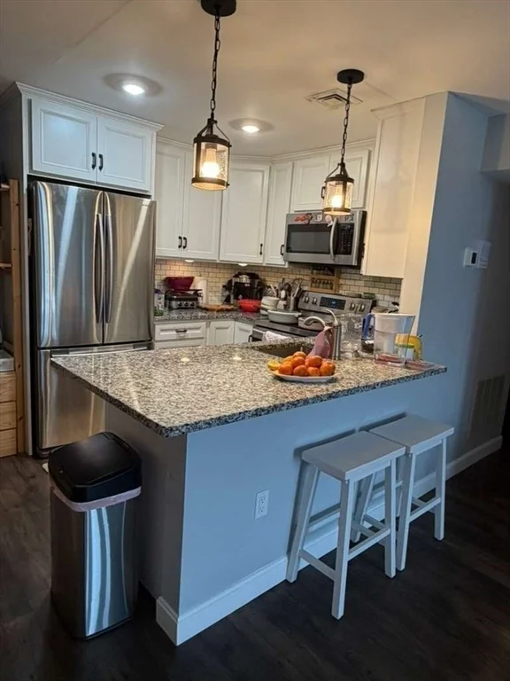 2 bed, 2 bath apartment for rent at 212 Carriage Ln Unit 212, Taunton — photo 6 of 29