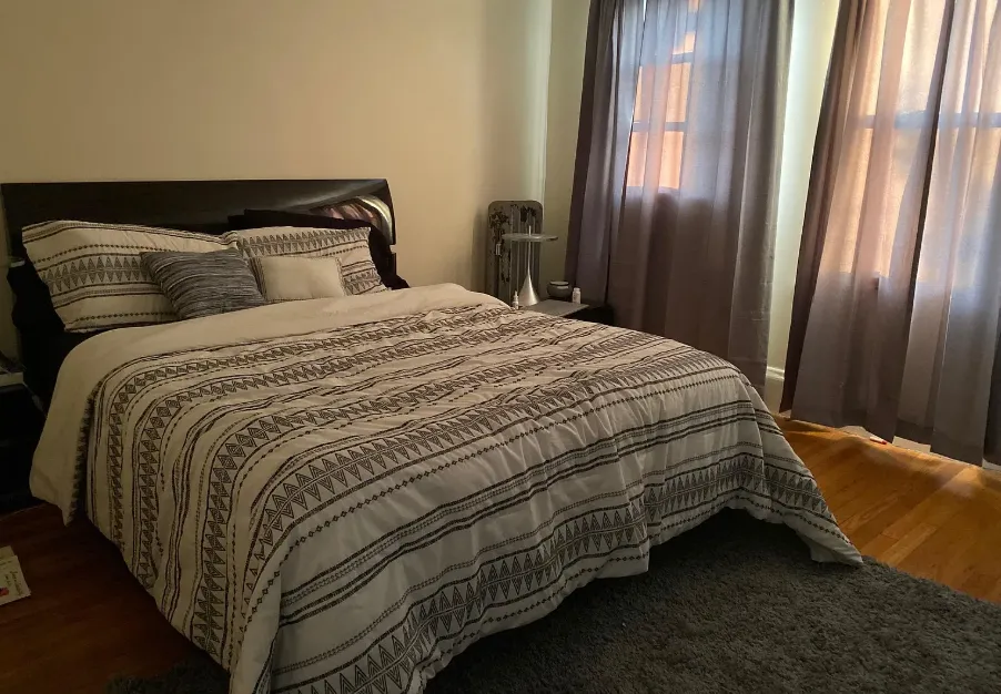 2 bed, 1 bath apartment for rent at 212 Cedar St Unit 2, Powder House Square — photo 10 of 12