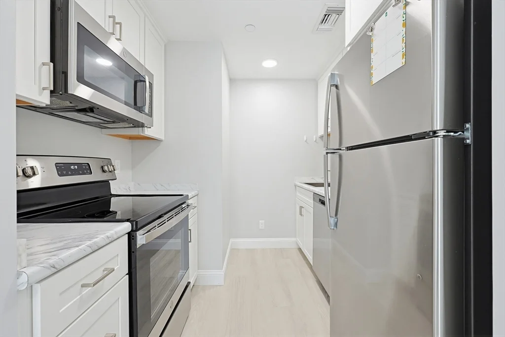 1 bed, 1 bath apartment for rent at 212 Franklin Crossing Rd Unit 12, Franklin — photo 9 of 11