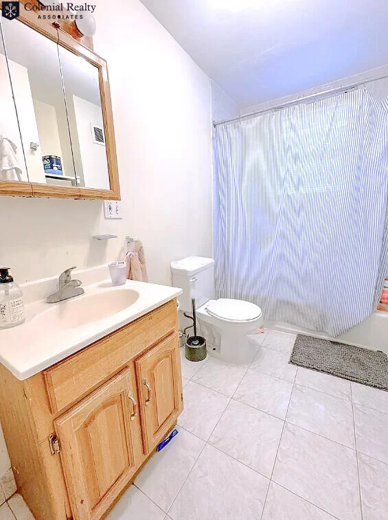 4 bed, 2 bath apartment for rent at 212 Freeman St Unit 4, North Brookline — photo 6 of 11