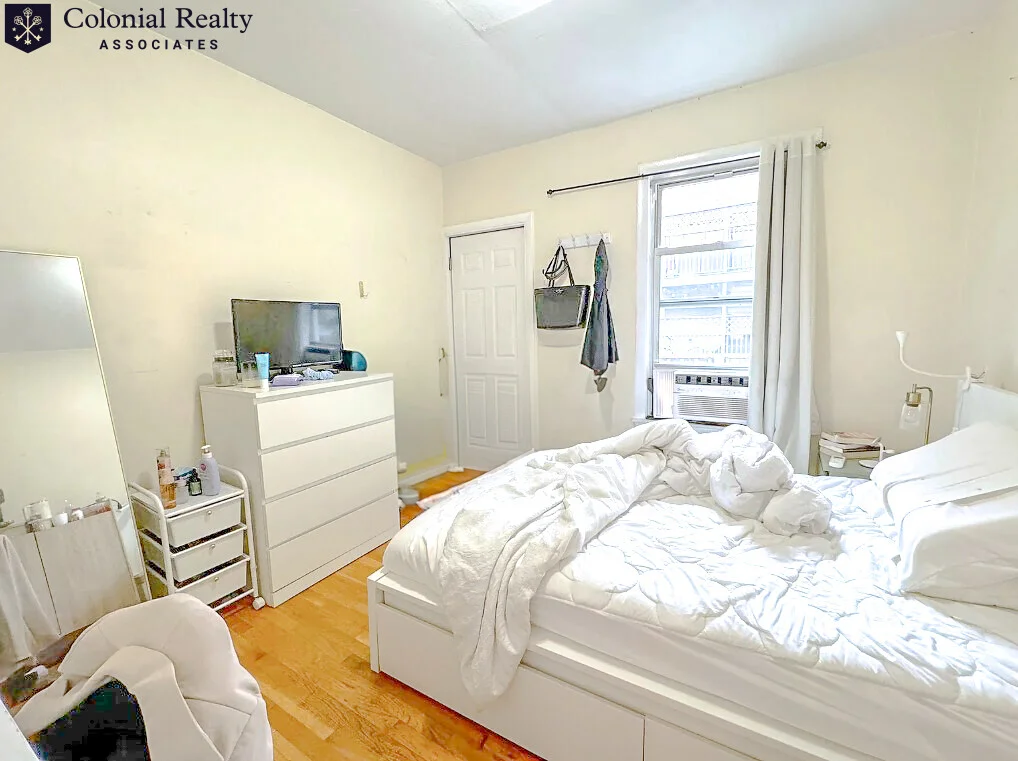 4 bed, 2 bath apartment for rent at 212 Freeman St Unit 4, North Brookline — photo 7 of 11