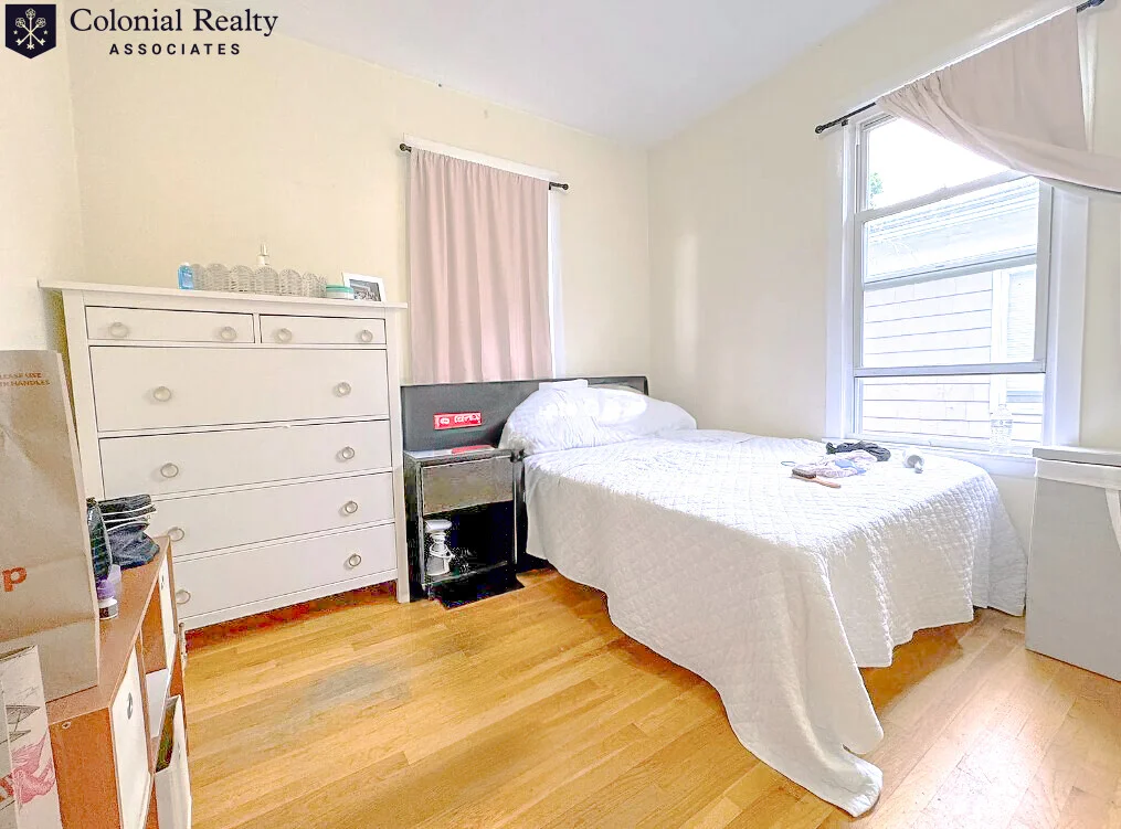 4 bed, 2 bath apartment for rent at 212 Freeman St Unit 6, North Brookline — photo 9 of 11