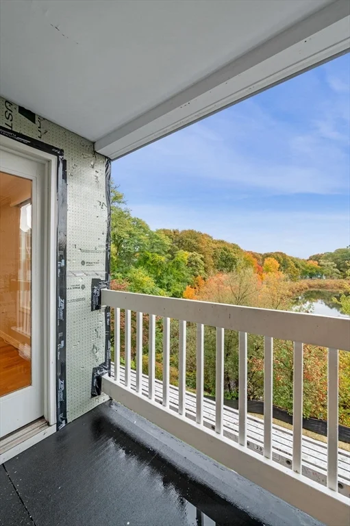 1 bed, 1 bath apartment for rent at 212 Humphrey St Unit 205, Marblehead — photo 22 of 29