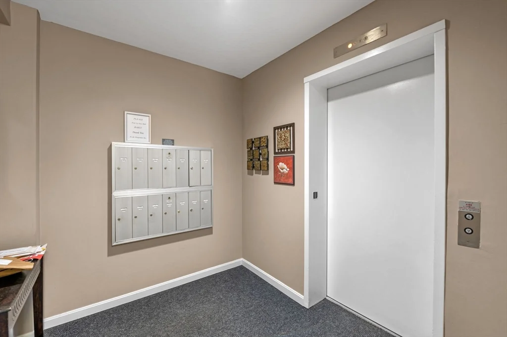 1 bed, 1 bath apartment for rent at 212 Humphrey St Unit 205, Marblehead — photo 26 of 29
