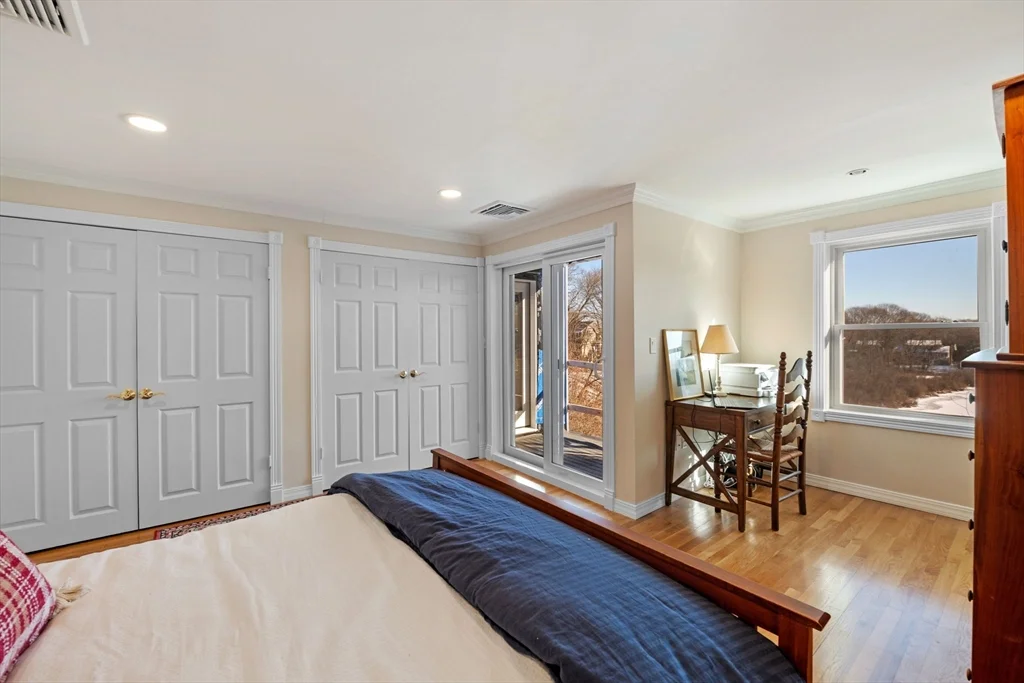 1 bed, 1 bath apartment for rent at 212 Humphrey St Unit 205, Marblehead — photo 18 of 29