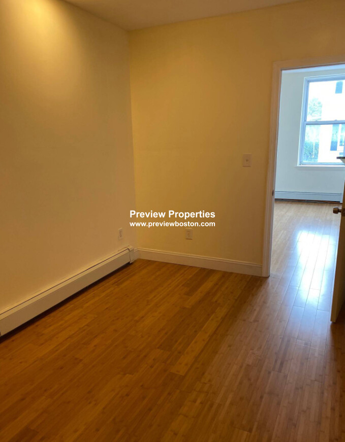 2 bed, 1 bath apartment for rent at 212 Maverick St Unit 3P, East Boston — photo 6 of 8