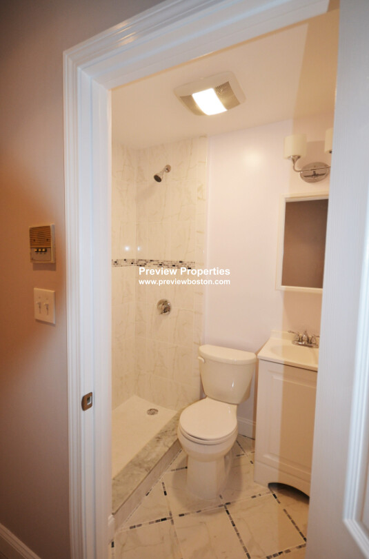 2 bed, 1 bath apartment for rent at 212 Maverick St Unit 4P, East Boston — photo 3 of 12