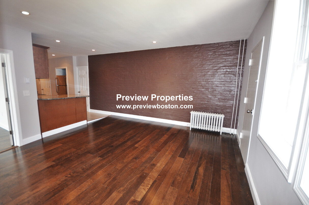 2 bed, 1 bath apartment for rent at 212 Maverick St Unit 4P, East Boston — photo 8 of 12
