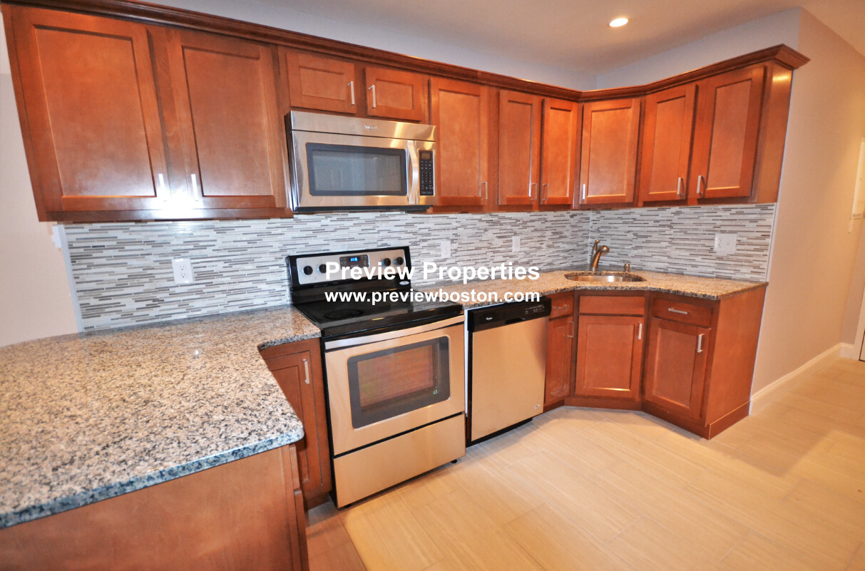2 bed, 1 bath apartment for rent at 212 Maverick St Unit 4P, East Boston — photo 1 of 12