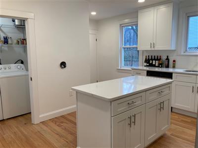 7 bed, 2 bath apartment for rent at 212 Norfolk St Unit 1, The Port — photo 3 of 21