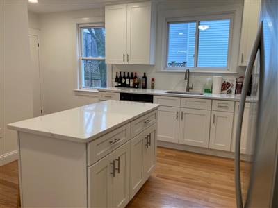 7 bed, 2 bath apartment for rent at 212 Norfolk St Unit 1, The Port — photo 2 of 21