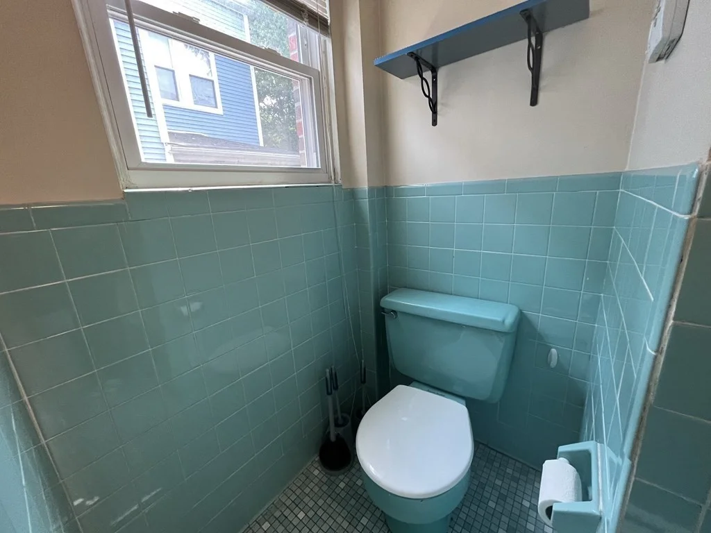 Studio bed, 1 bath apartment for rent at 212 School St Unit A, Waltham — photo 7 of 8