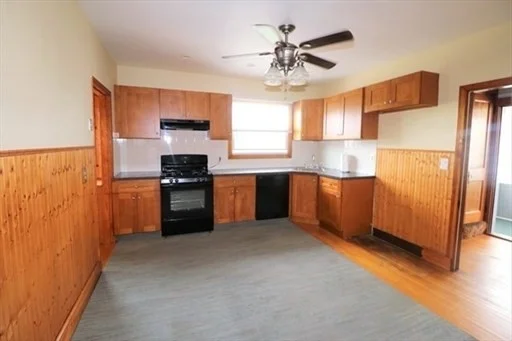 2 bed, 1 bath apartment for rent at 213 Billings Rd Unit 2, Quincy — photo 6 of 11