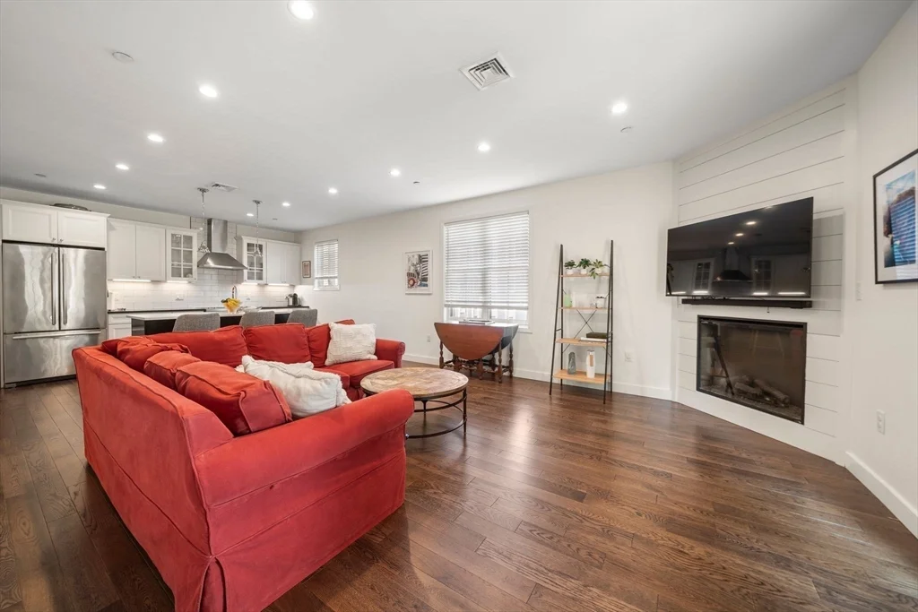 3 bed, 2 bath apartment for rent at 213 E Eagle St Unit 3, East Boston — photo 12 of 28