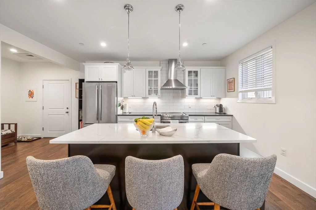 3 bed, 2 bath apartment for rent at 213 E Eagle St Unit 3, East Boston — photo 9 of 28