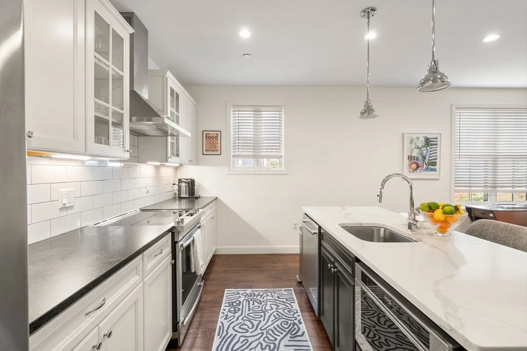 3 bed, 2 bath apartment for rent at 213 E Eagle St Unit 3, East Boston — photo 8 of 28