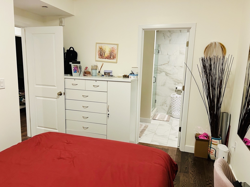 2 bed, 2 bath apartment for rent at 213 East Eagle St Unit 6, East Boston — photo 17 of 28