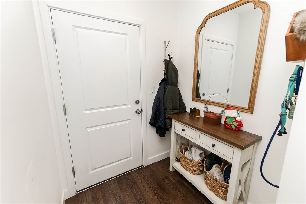2 bed, 2 bath apartment for rent at 213 East Eagle St Unit 2, East Boston — photo 22 of 29
