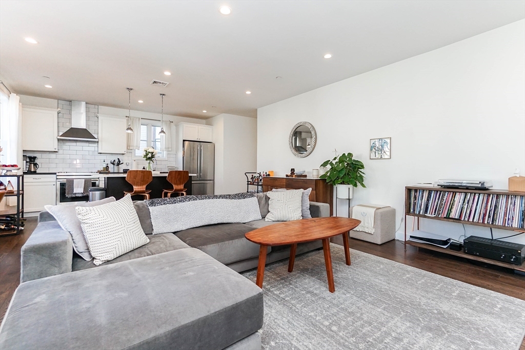 2 bed, 2 bath apartment for rent at 213 East Eagle St Unit 2, East Boston — photo 11 of 29