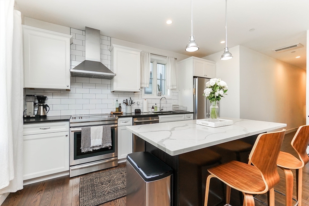 2 bed, 2 bath apartment for rent at 213 East Eagle St Unit 2, East Boston — photo 21 of 29
