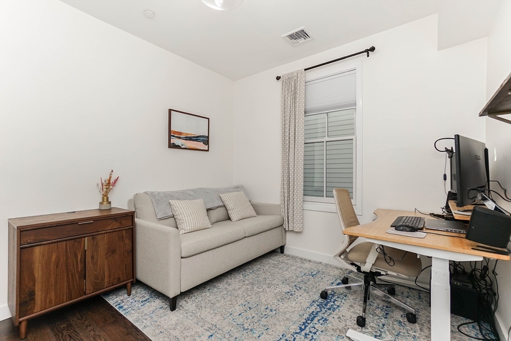 2 bed, 2 bath apartment for rent at 213 East Eagle St Unit 2, East Boston — photo 19 of 29