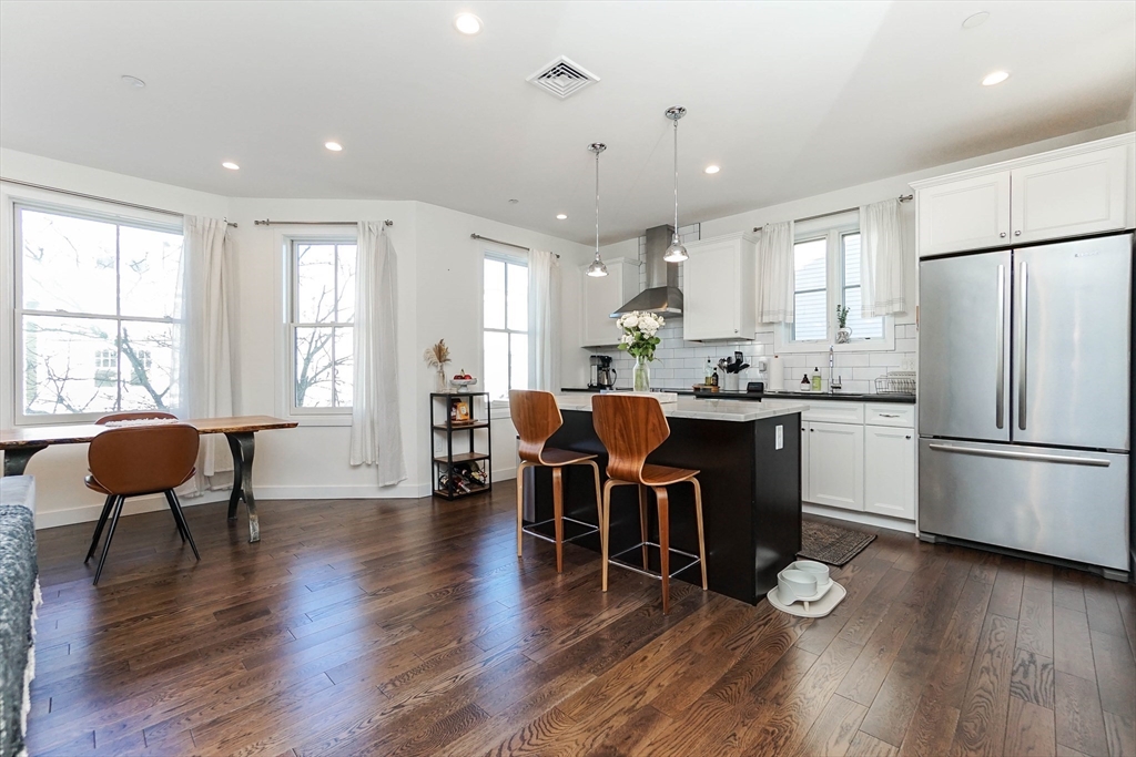 2 bed, 2 bath apartment for rent at 213 East Eagle St Unit 2, East Boston — photo 9 of 29