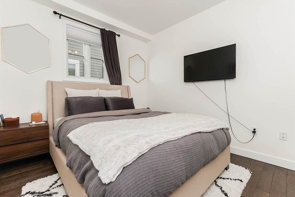 2 bed, 2 bath apartment for rent at 213 East Eagle St Unit 2, East Boston — photo 17 of 29