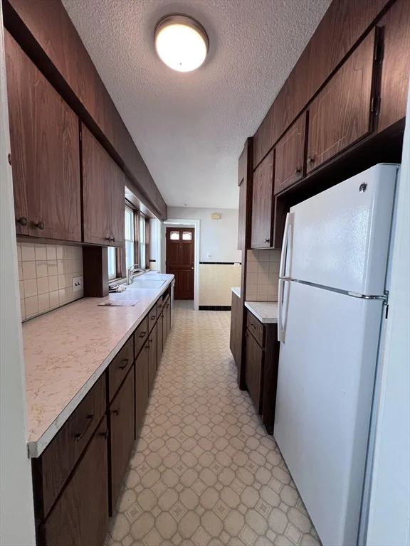 2 bed, 1 bath apartment for rent at 213 Forest St Unit 1, Medford — photo 5 of 13