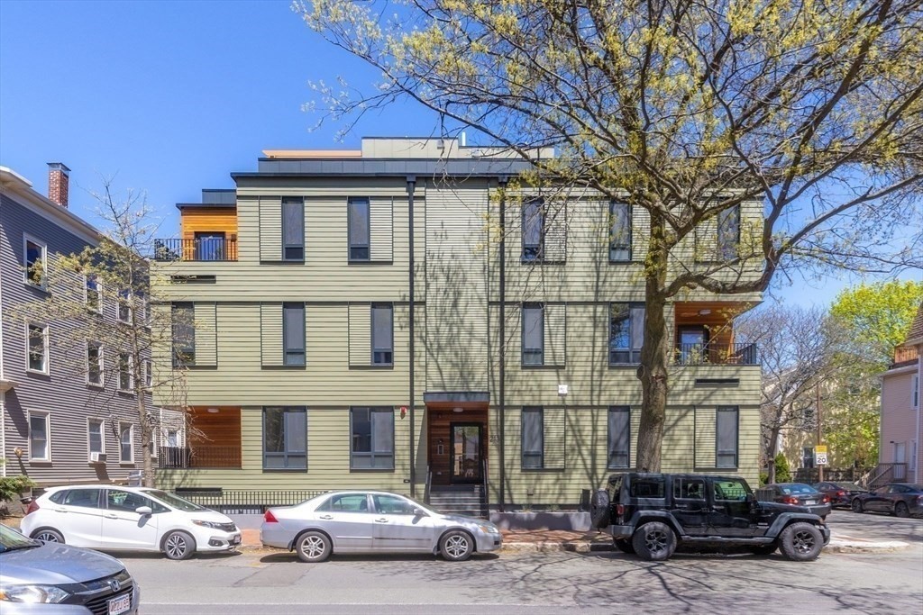 3 bed, 2 bath apartment for rent at 213 Harvard Unit 8, The Port — photo 15 of 16