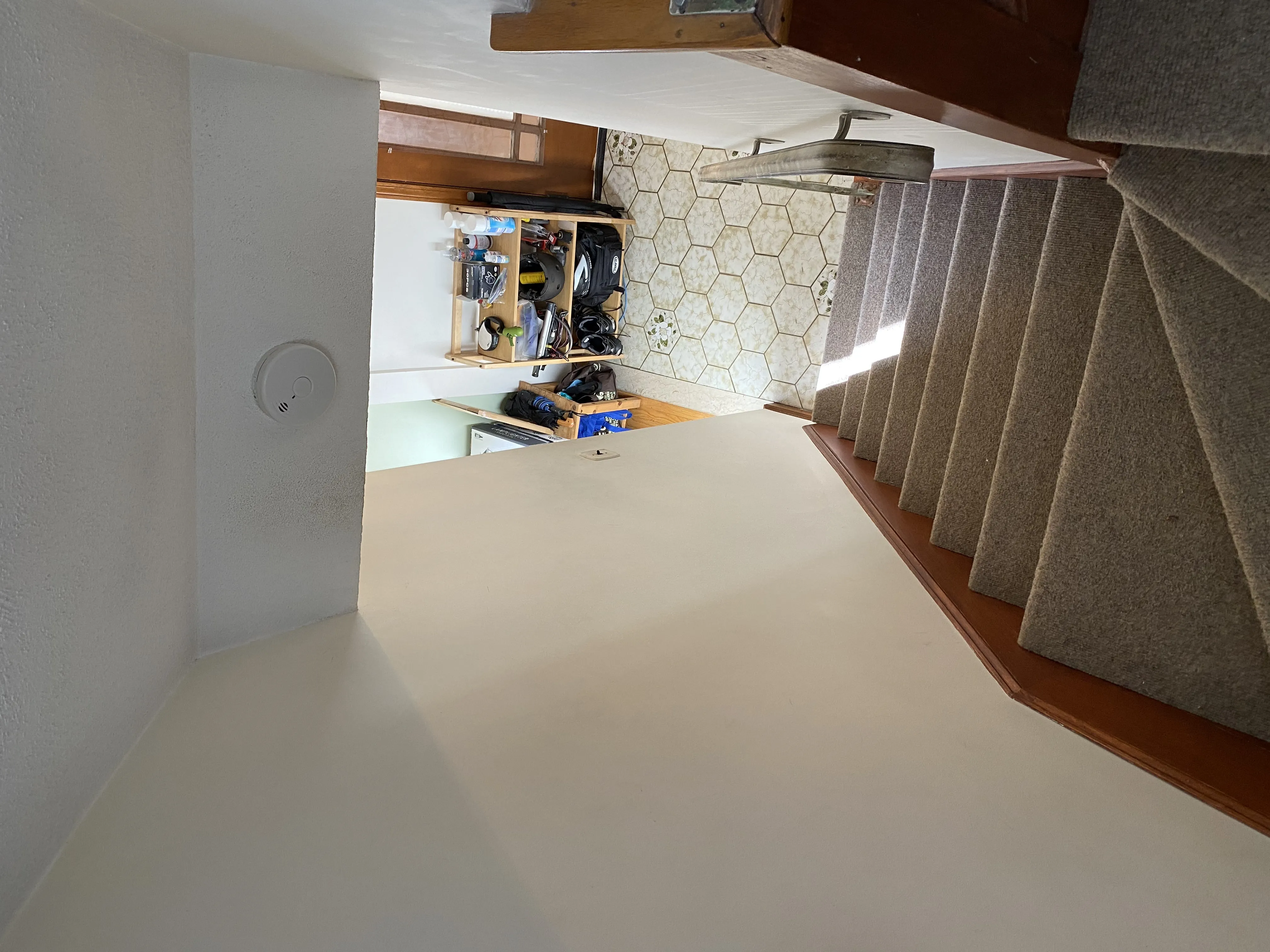 4 bed, 2.5 bath apartment for rent at 213 Holland St Unit 1, Teele Square — photo 9 of 27