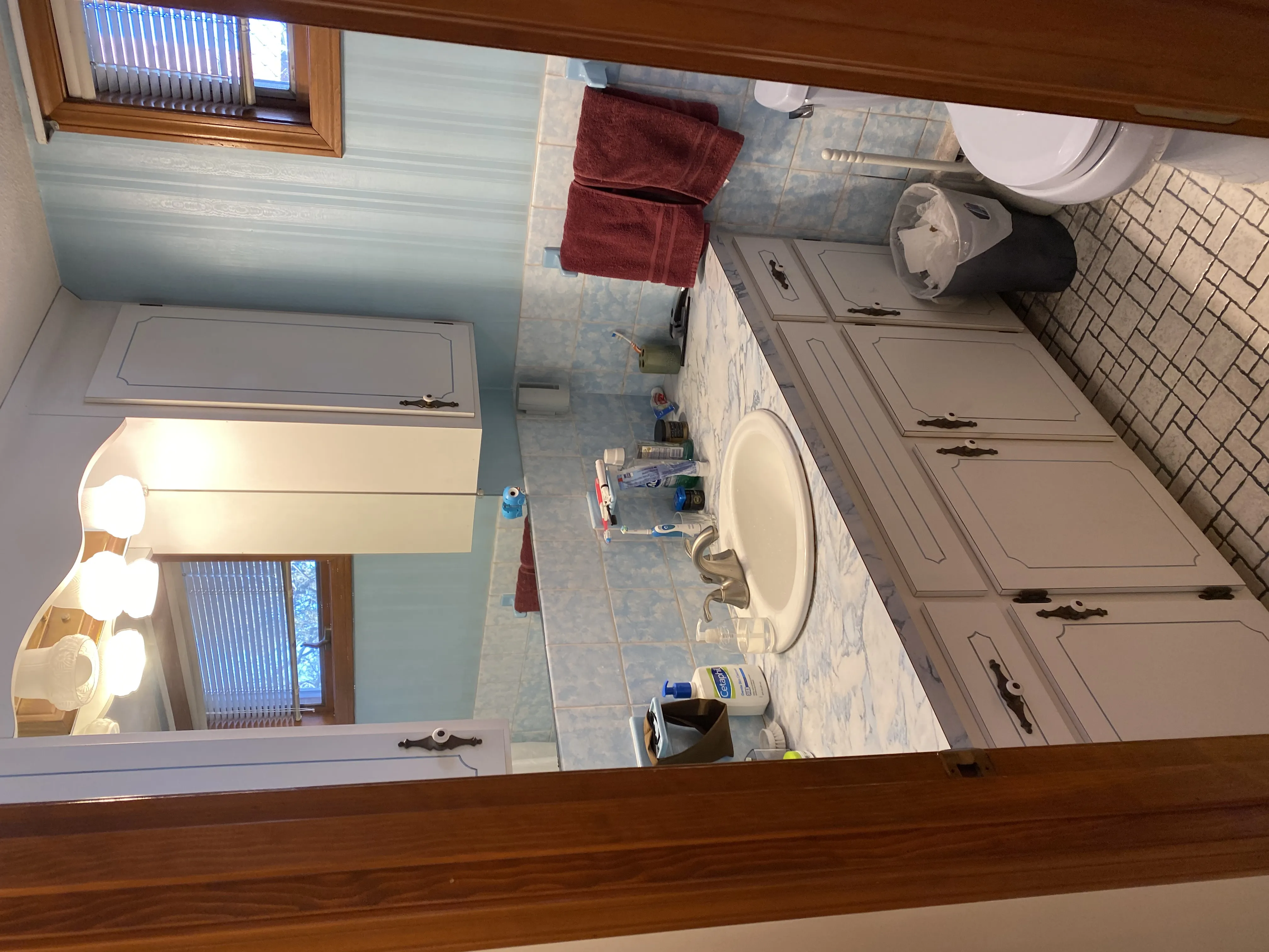 4 bed, 2.5 bath apartment for rent at 213 Holland St Unit 1, Teele Square — photo 6 of 27
