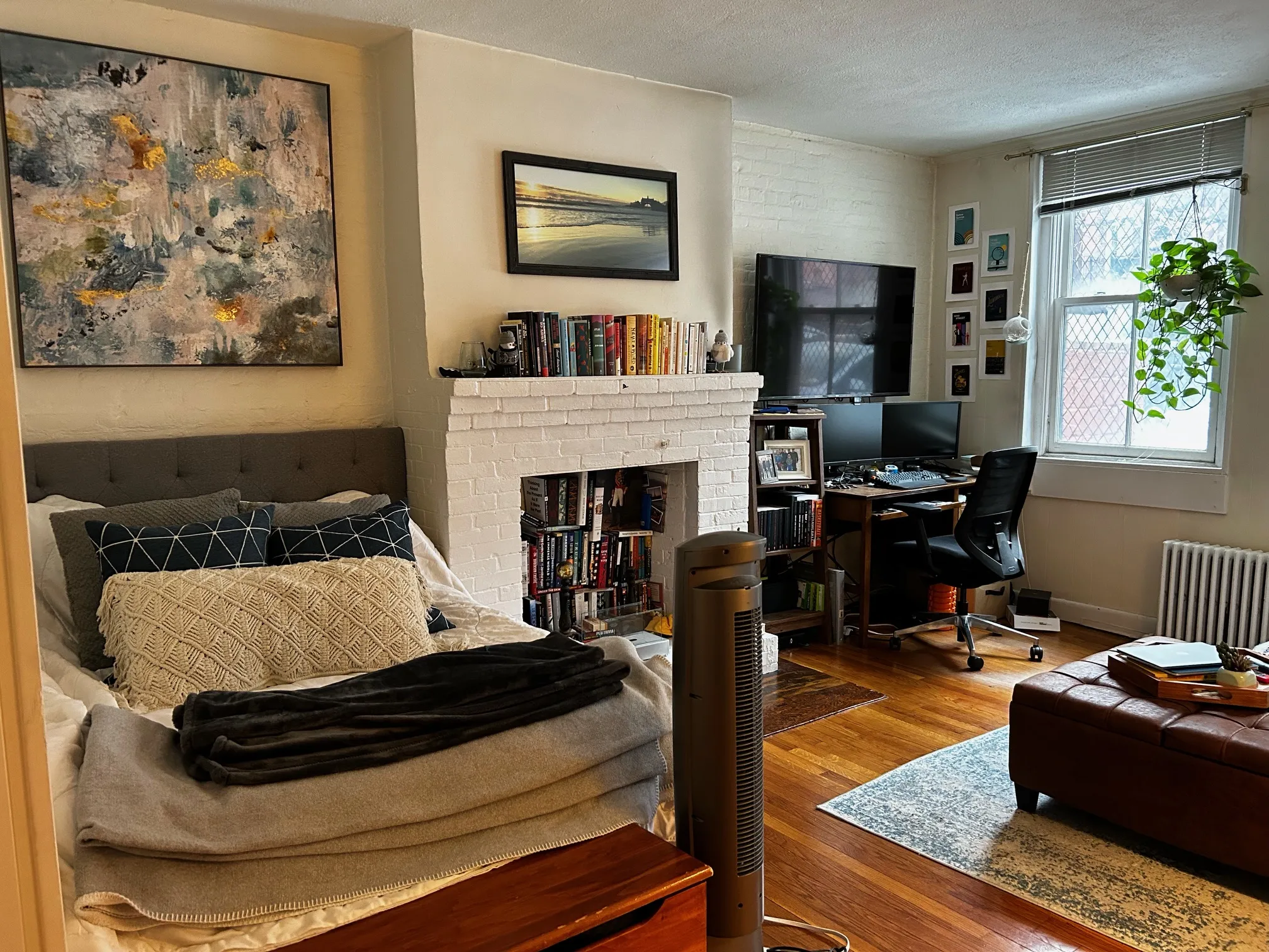 Studio bed, 1 bath apartment for rent at 213 Newbury St Unit 1, Back Bay — photo 2 of 7
