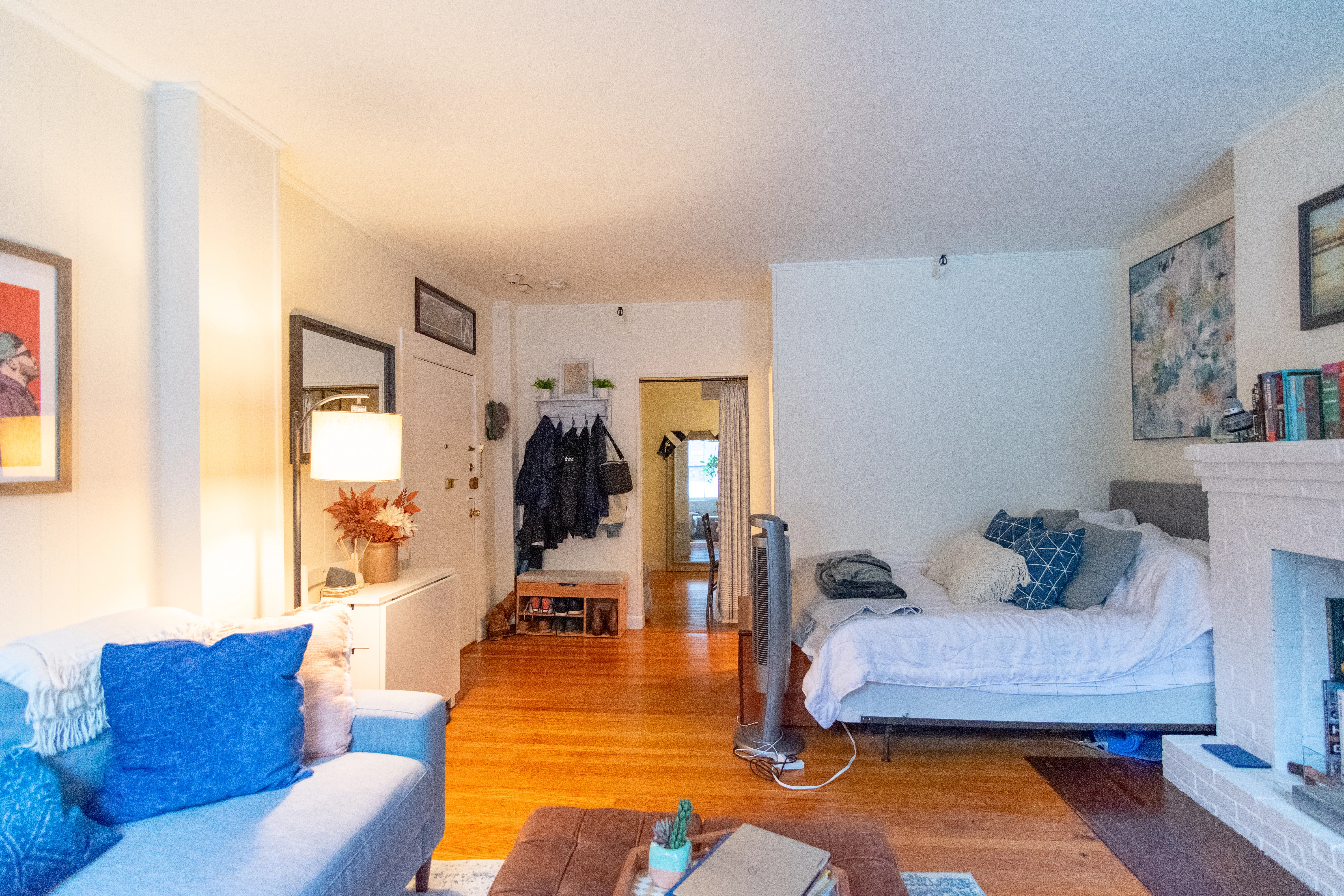 Studio bed, 1 bath apartment for rent at 213 Newbury St Unit 1A, Back Bay — photo 4 of 8